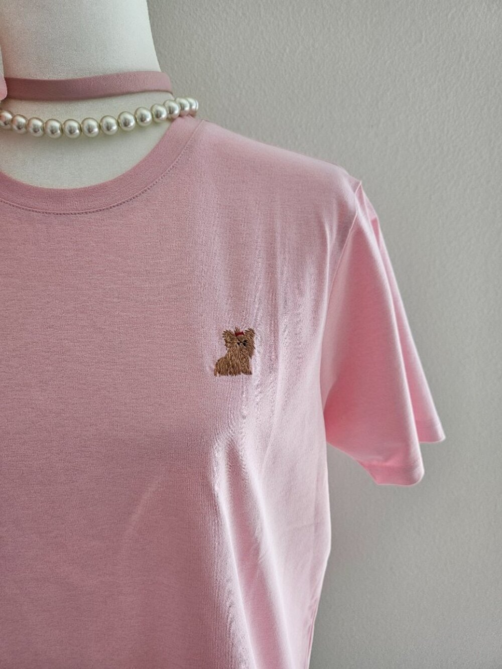 Pink Puppy Embroidery T-Shirt Minimal Tee Size 95/M NWOT - Picture 5 of 10